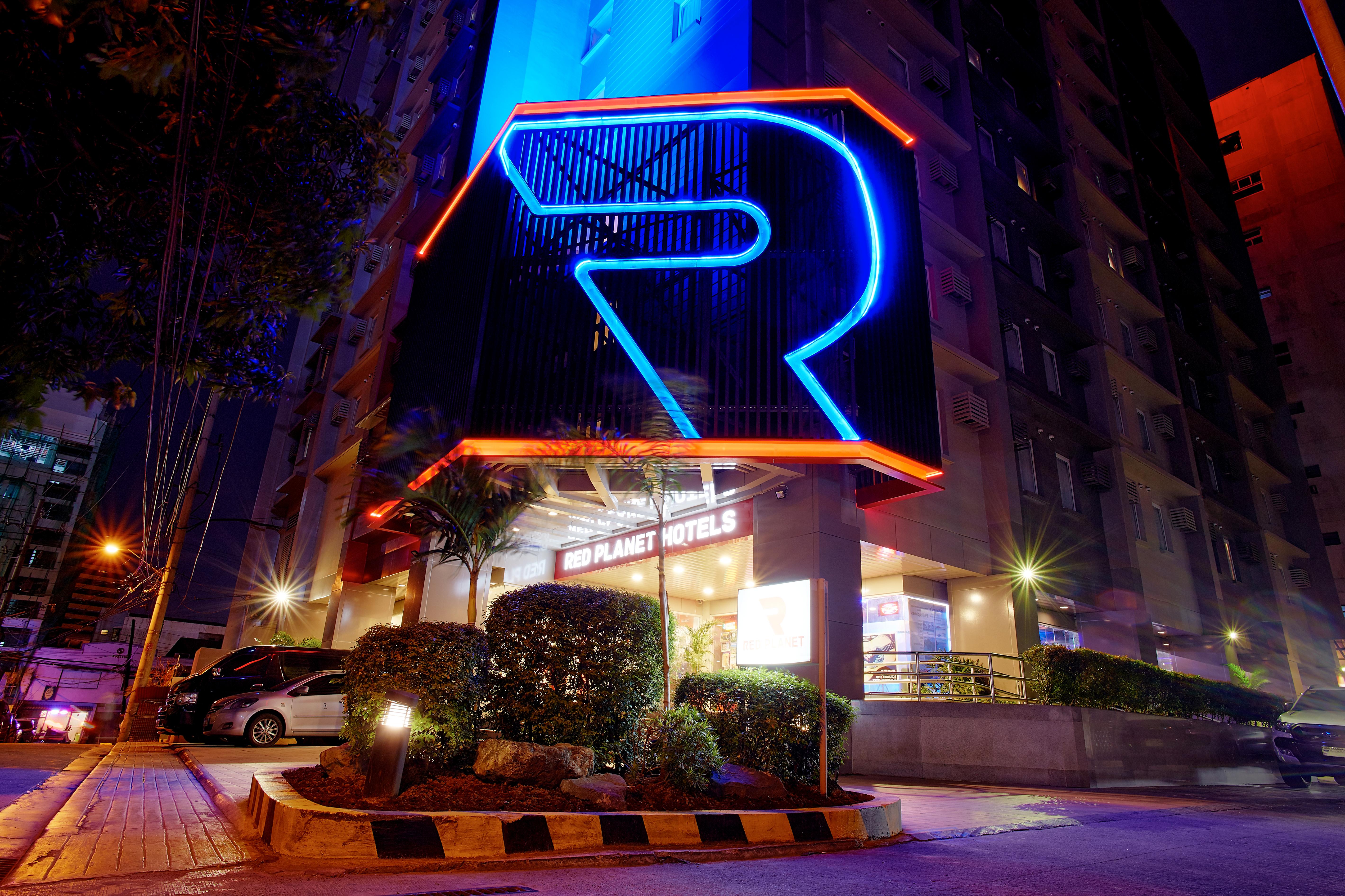 Red Planet Makati Avenue Manila Hotel San Pedro Makati Exterior foto