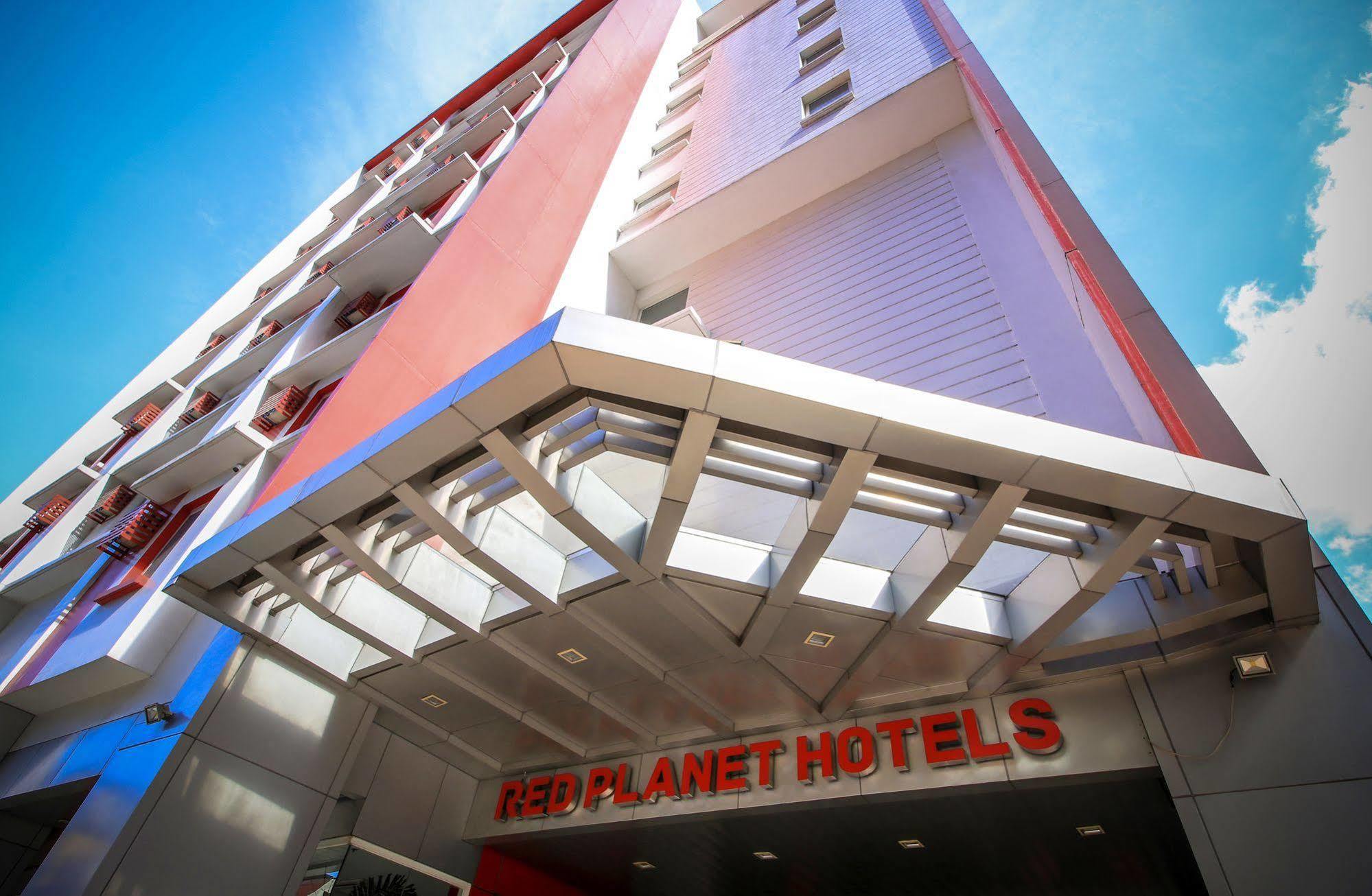 Red Planet Makati Avenue Manila Hotel San Pedro Makati Exterior foto